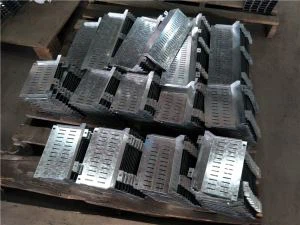 Come migliorare la finitura superficiale delle parti metalliche stampate?